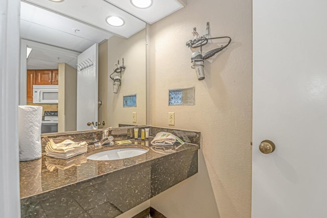 Oceanview 1 Bedroom Suite Landmark Resort 548 Perfect For A Couple Or Party Of 4 Myrtle Beach Exterior photo